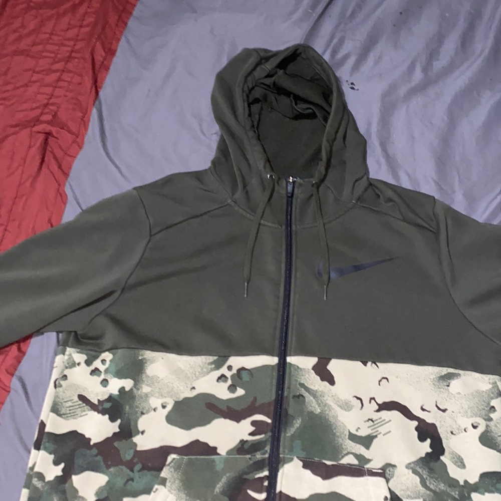 Nike Dri-Fit Camo Hoodie
